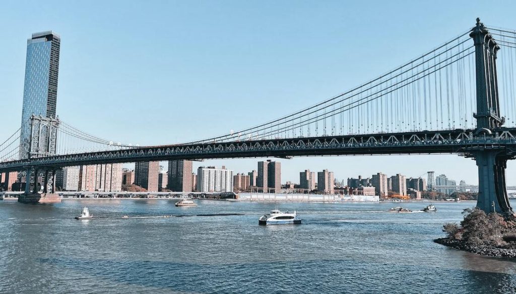 Are There Many Boat Accidents Around Manhattan, NY?